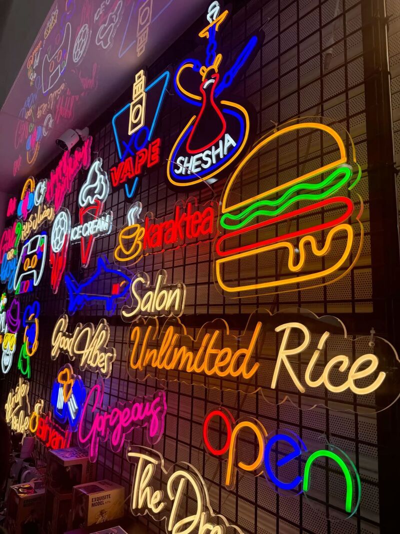 Custom neon signs Cambridge